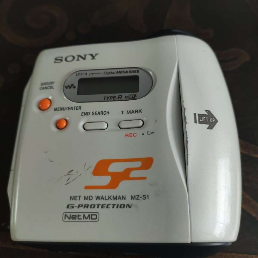 SONY NET MD WALKMAN MZ-S1