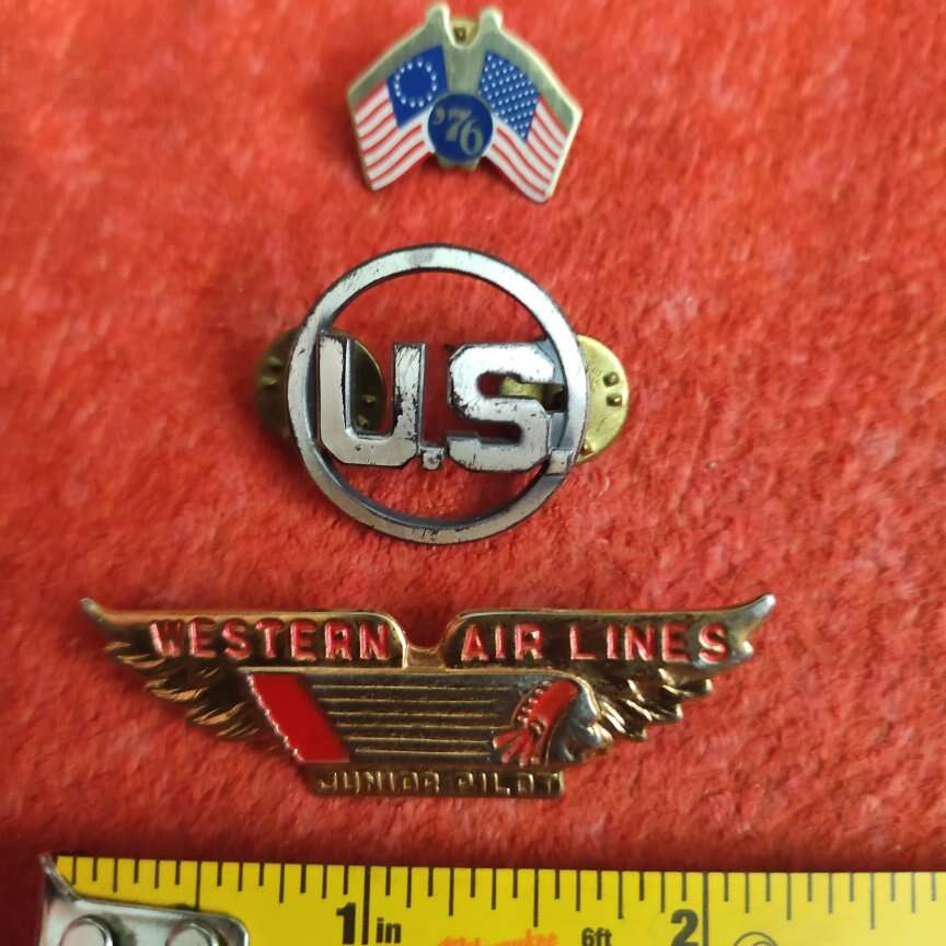 vintage US pins