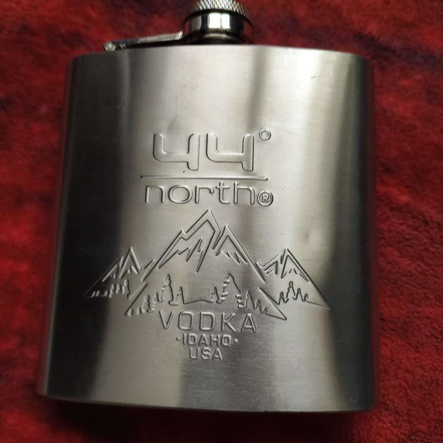 HIP FLASK 6 oz