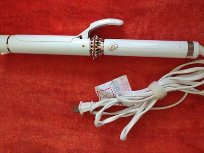 T3 micro twirl curling iron