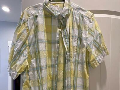 Old Navy size extra large.