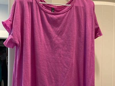 Size XL Ruffle Shirt