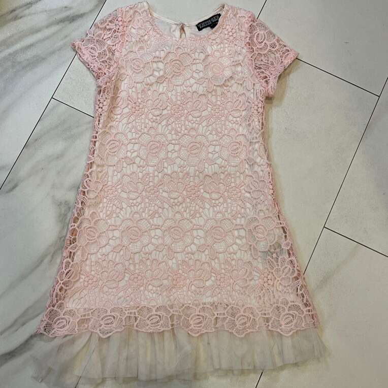 Size 8-9 Dress