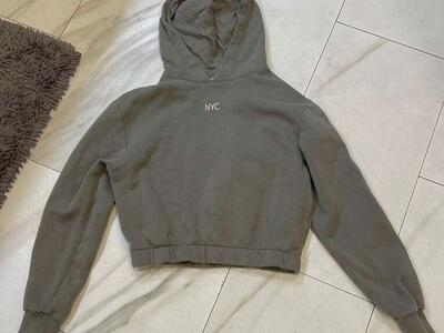 H&M Size 16/18 Khaki Green Hoodie Cropped