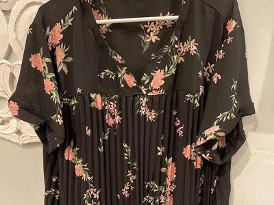 Croft& Barrow Size 2X Light Flow Shirt