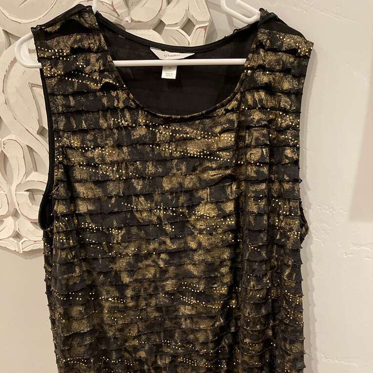 CJ Banks size 2X sleeveless shirt