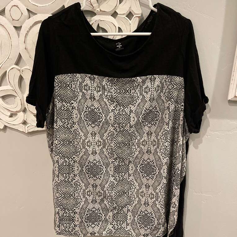 Cj Banks Size 2X Shirt