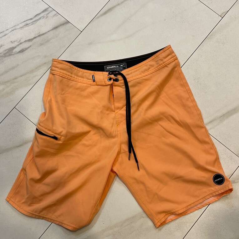Oh Neill, hyper freak board shorts size 28