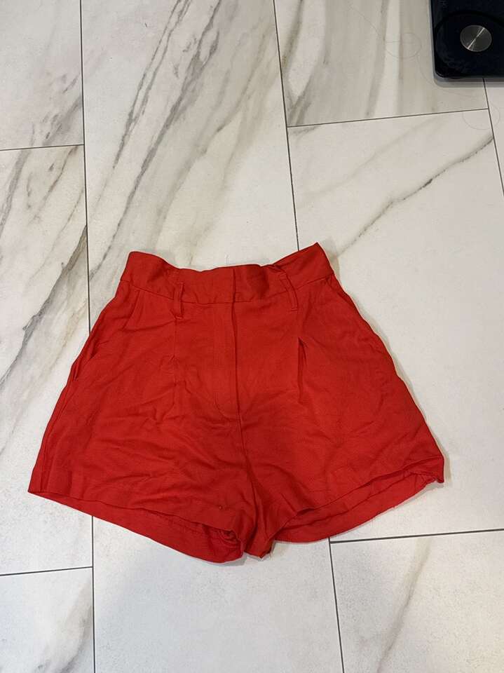 Forever 21 Contemporary Red Shorts size small