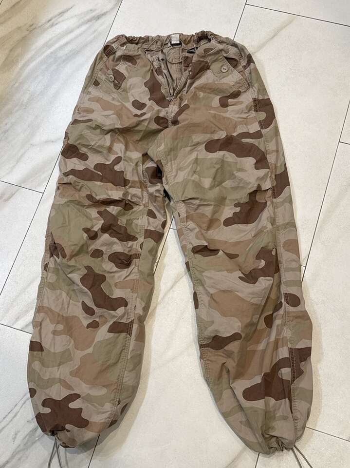 American Eagle Size Extra Small Camo Pants