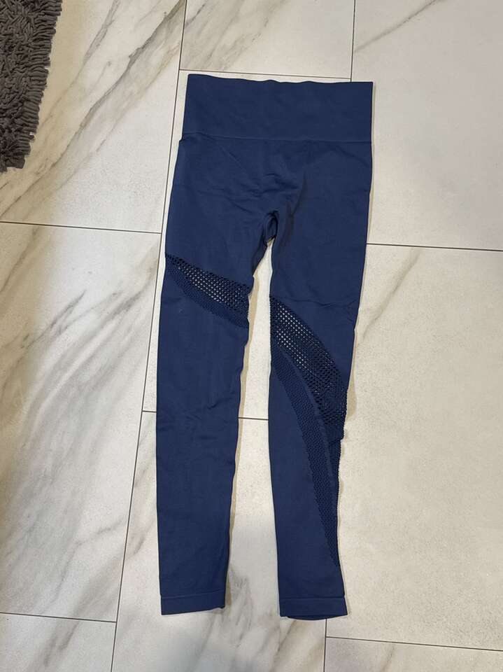 Size Small Women’s Blue Leggings