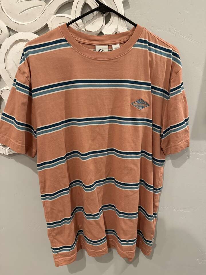Quicksilver Size Large Striped T-Shirt