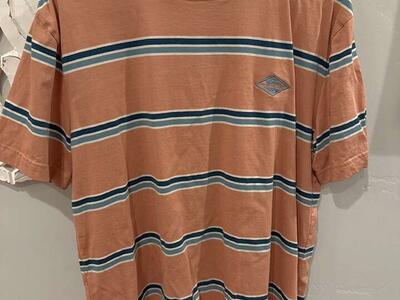 Quicksilver Size Large Striped T-Shirt
