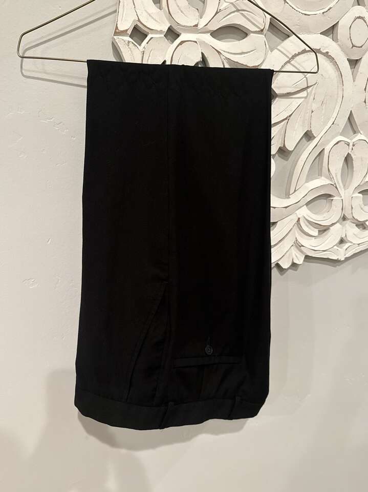 Size 33x32 Black Dress Pants Flat Front