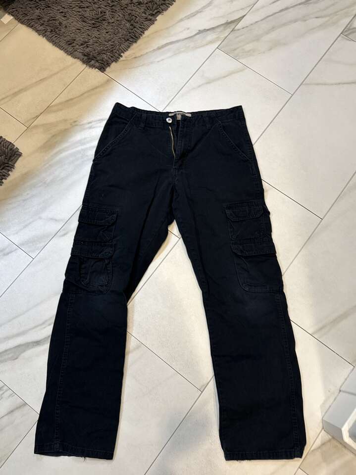 Wranglers Size 30 X 32 Black Cargo's