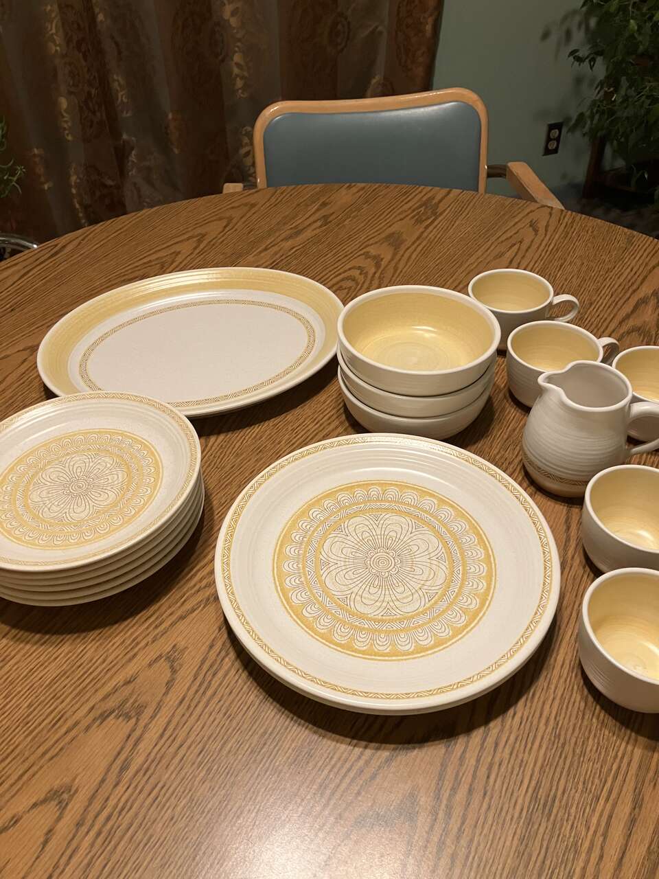 Franciscan Hacienda Gold and Green