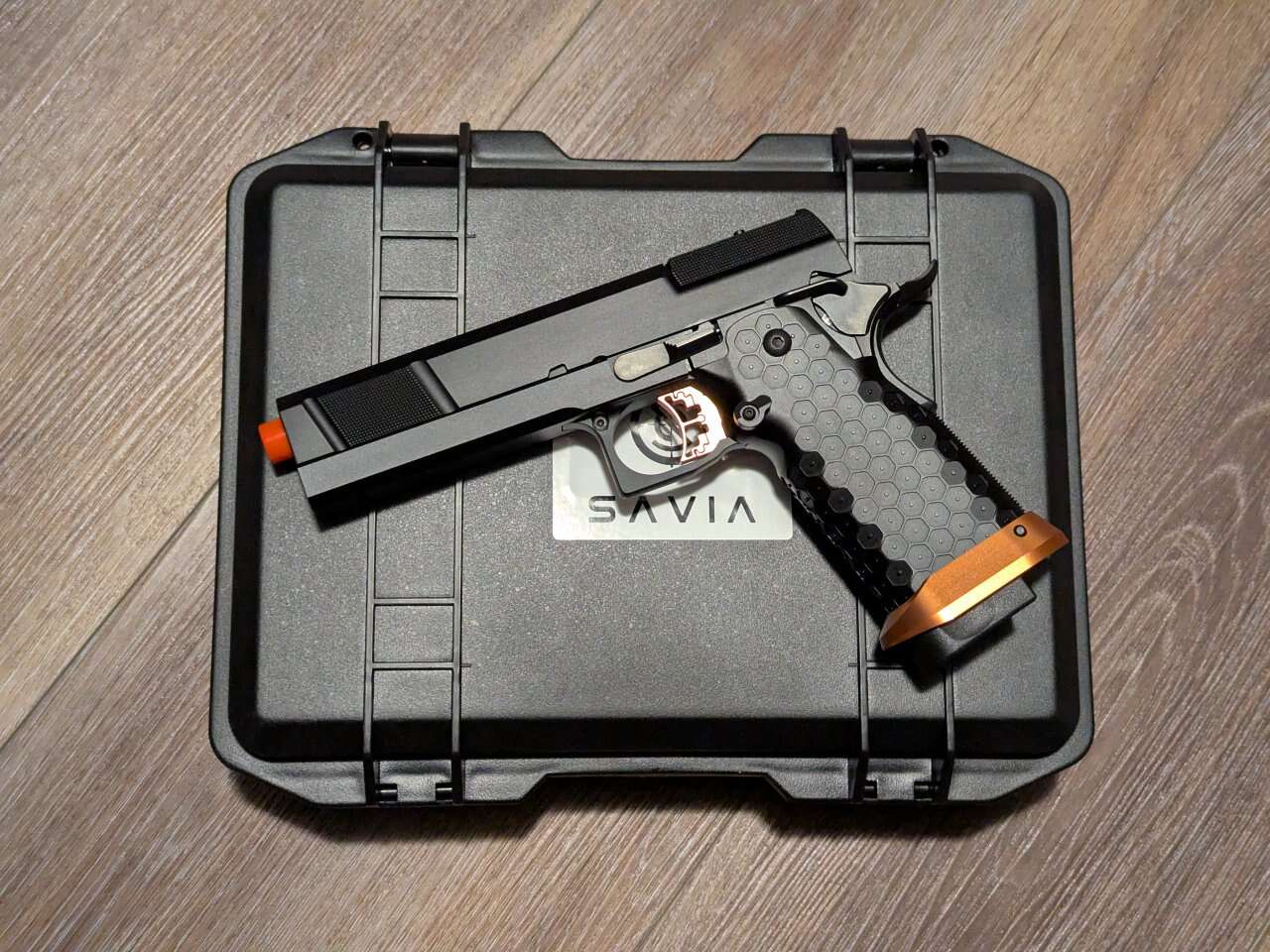 EMG Custom 'Stella' Hi-CAPA