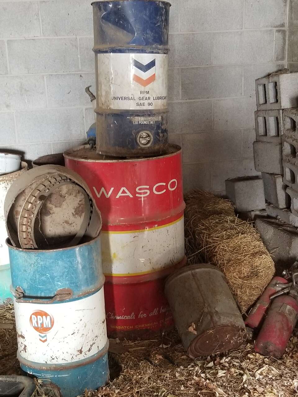 Decorative antique cans