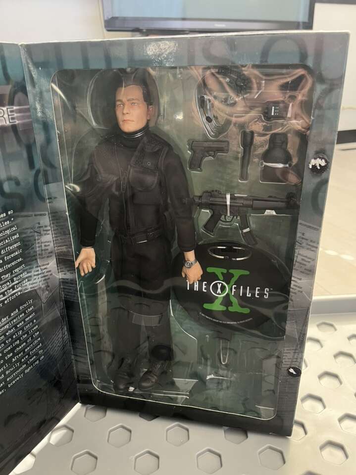 The X Files John Doggett 12 Figure