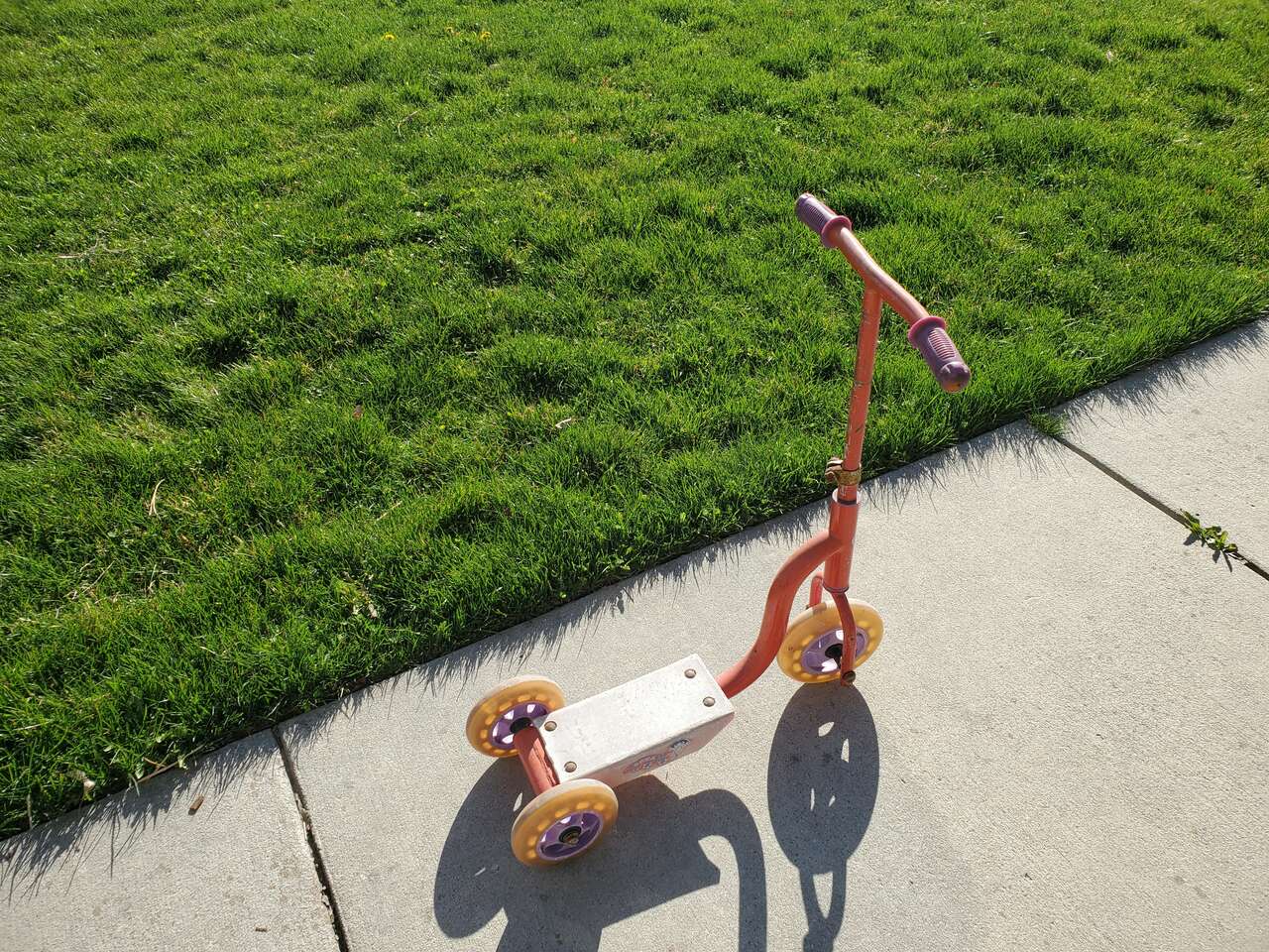 Red scooter for kids | Outdoors and Sporting | ksl.com