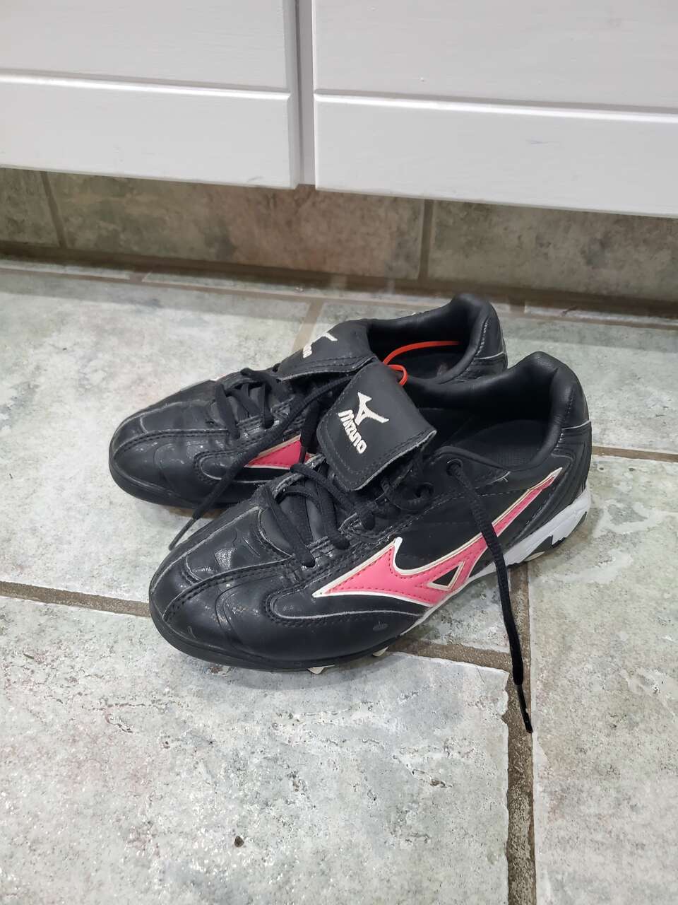 Mizuno cleats size 5.5