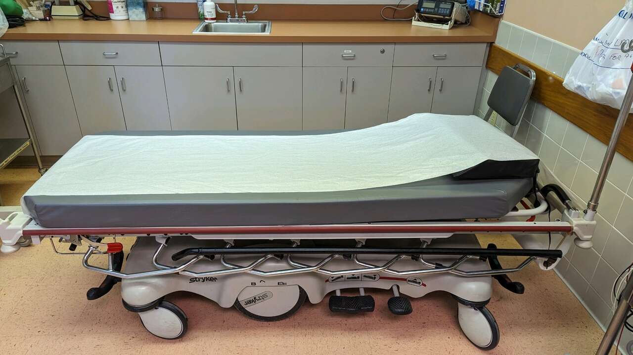 Hilrom Emergency department beds