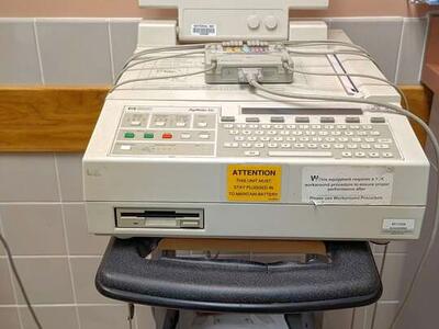 Hewlett Packard EKG Machines