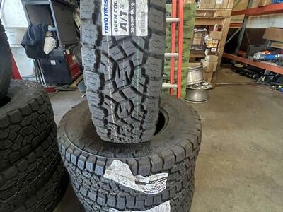 SET OF LT30X9.50R15 TOYO OPEN COUNTRY A/T LOAD RANGE C 6PLY ,WITH 55.000 MILES WARRANTY AWESOME DEAL