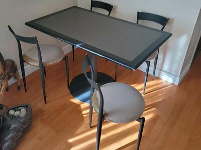 Table and chairs, breakfast nook