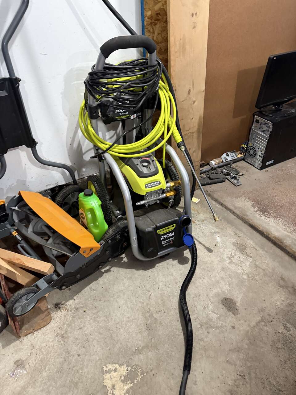 Ryobi Pressure Washer