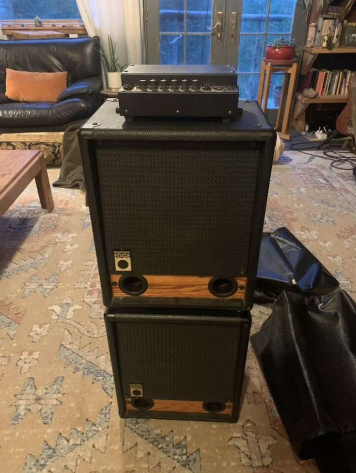 Raezers Edge Acoustic Image Boutique Bass Amp