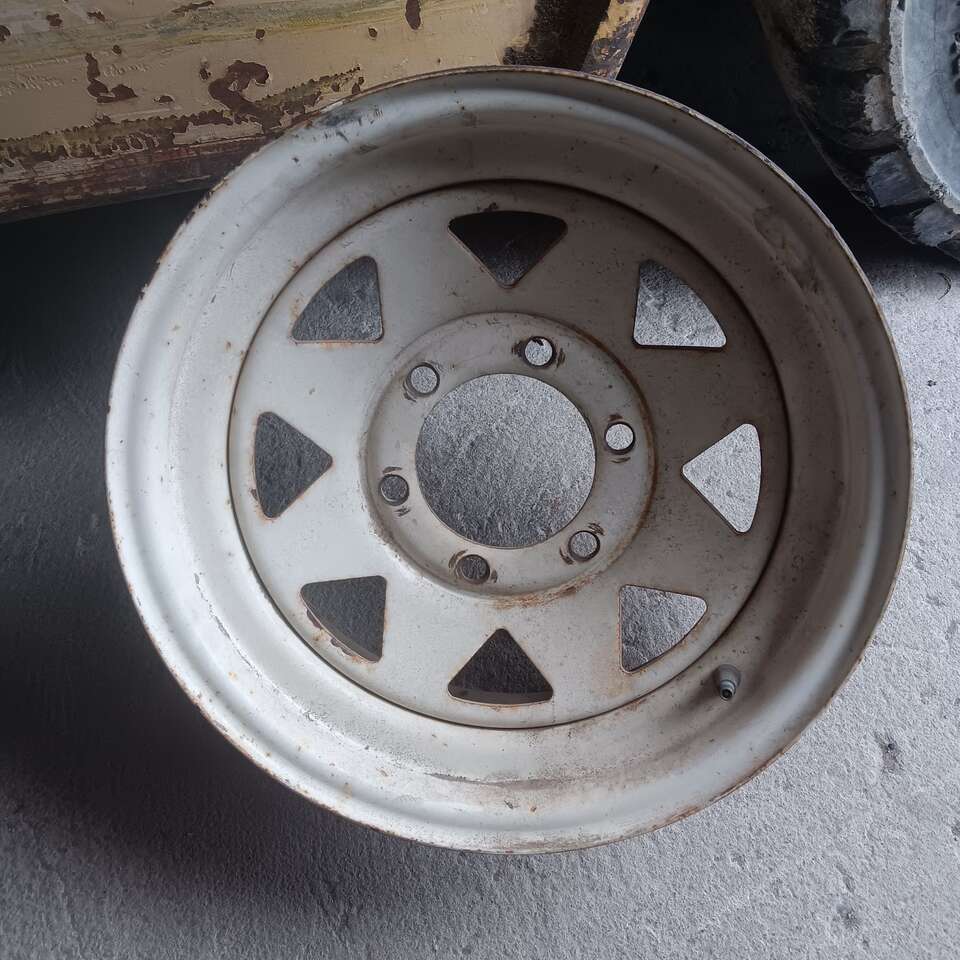 6 Lug 15x6 trailer wheel