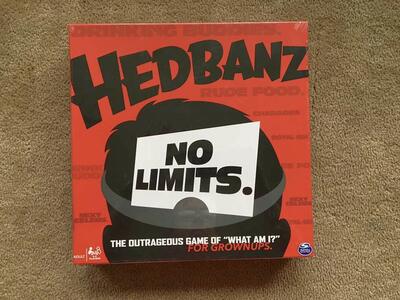 NEW Hedbanz No Limits Game (for adults)