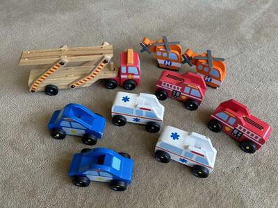 Melissa & Doug Emergency Vehicles Set