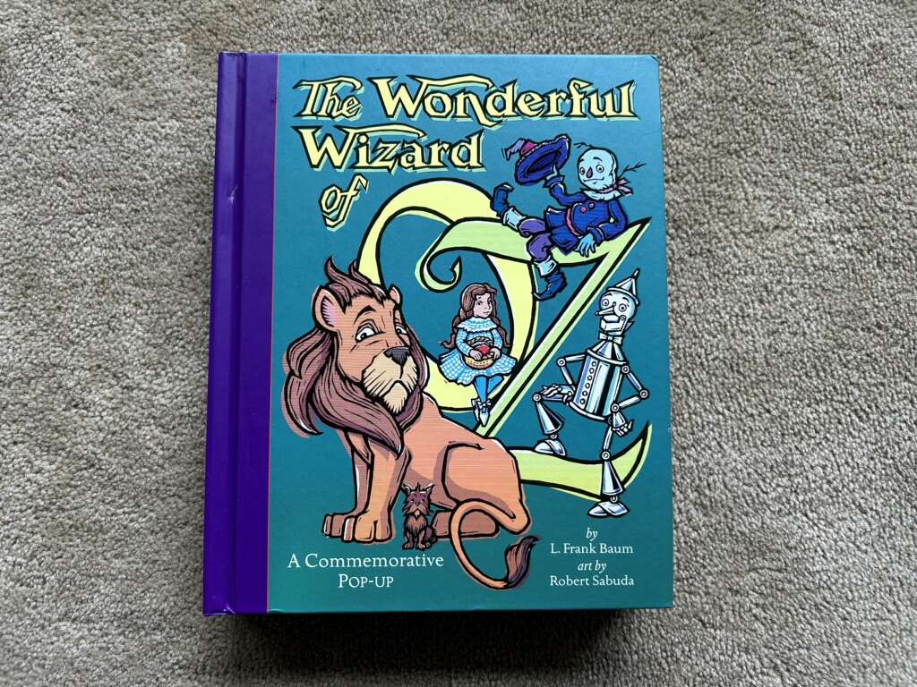 The Wonderful Wizard of Oz Pop-up Book, by Robert Sabuda
