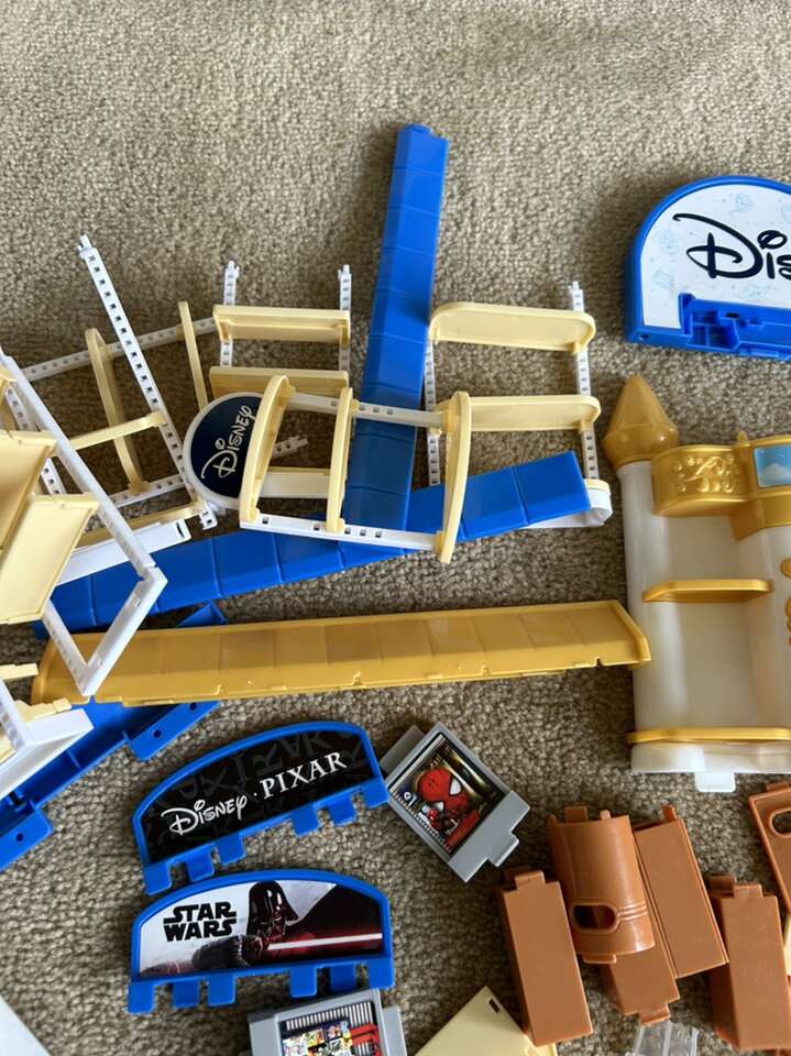 Main image 4