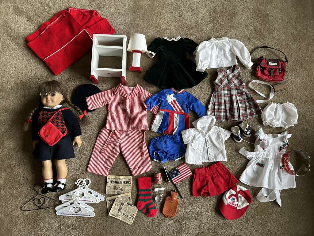 American Girl Vintage 1986 Molly Doll Collection
