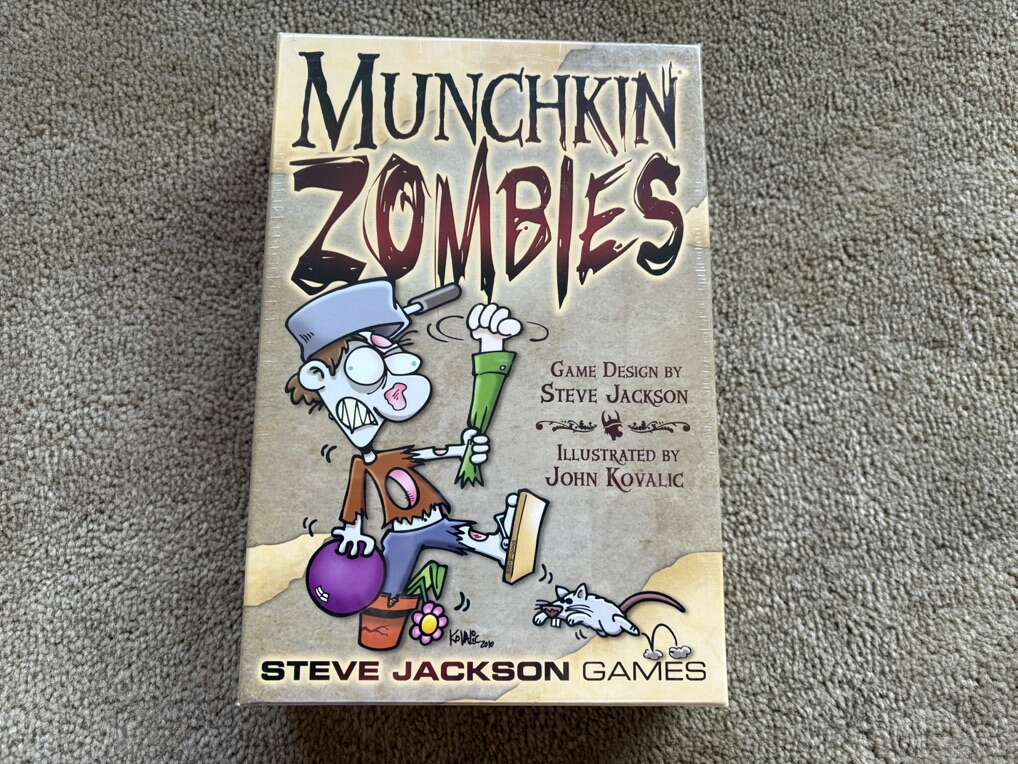 NEW Munchkin: Zombies Game