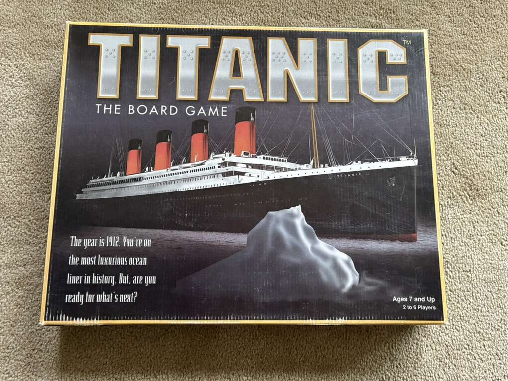 COMPLETE 1998 Titanic: The Board Game