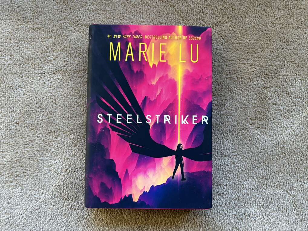 Steelstriker, by Marie Lu
