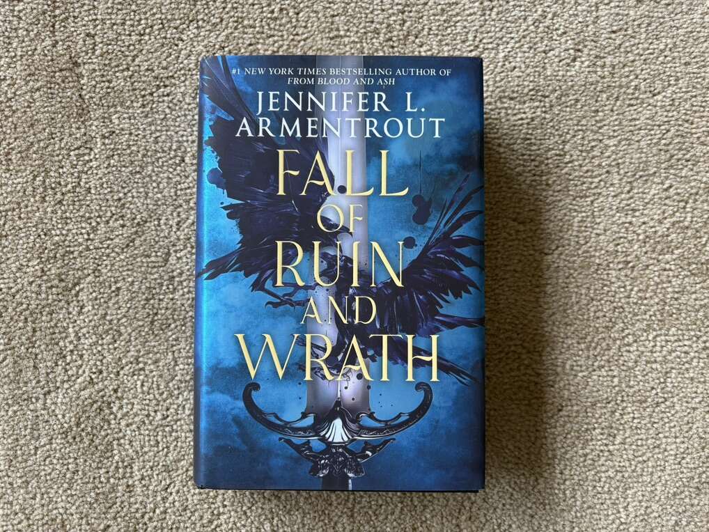 Fall of Ruin and Wrath, by Jennifer L. Armentrout (hardcover)