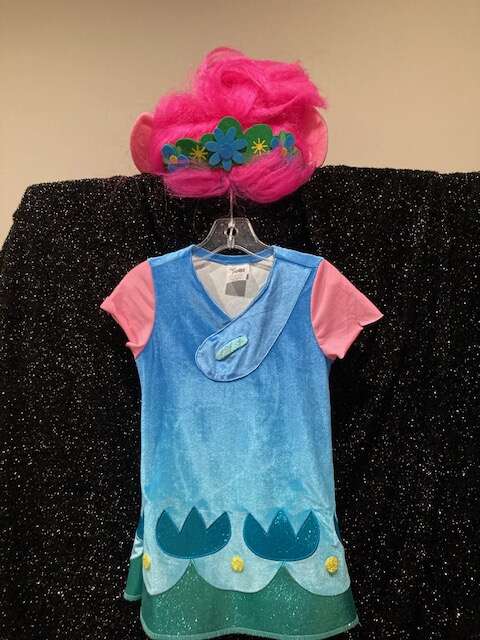 Trolls POPPY w/wig     $15