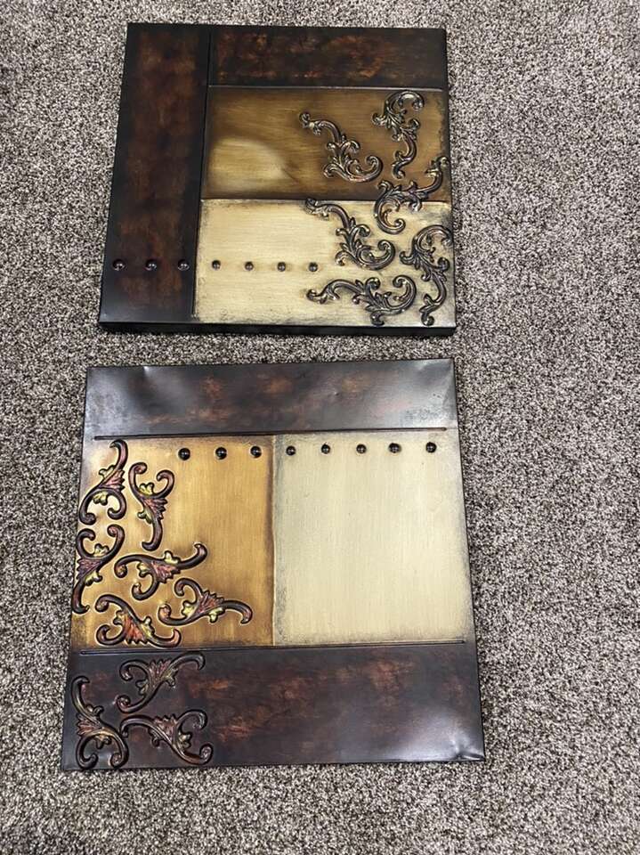 Lot Of 2 Metal Wall Decor