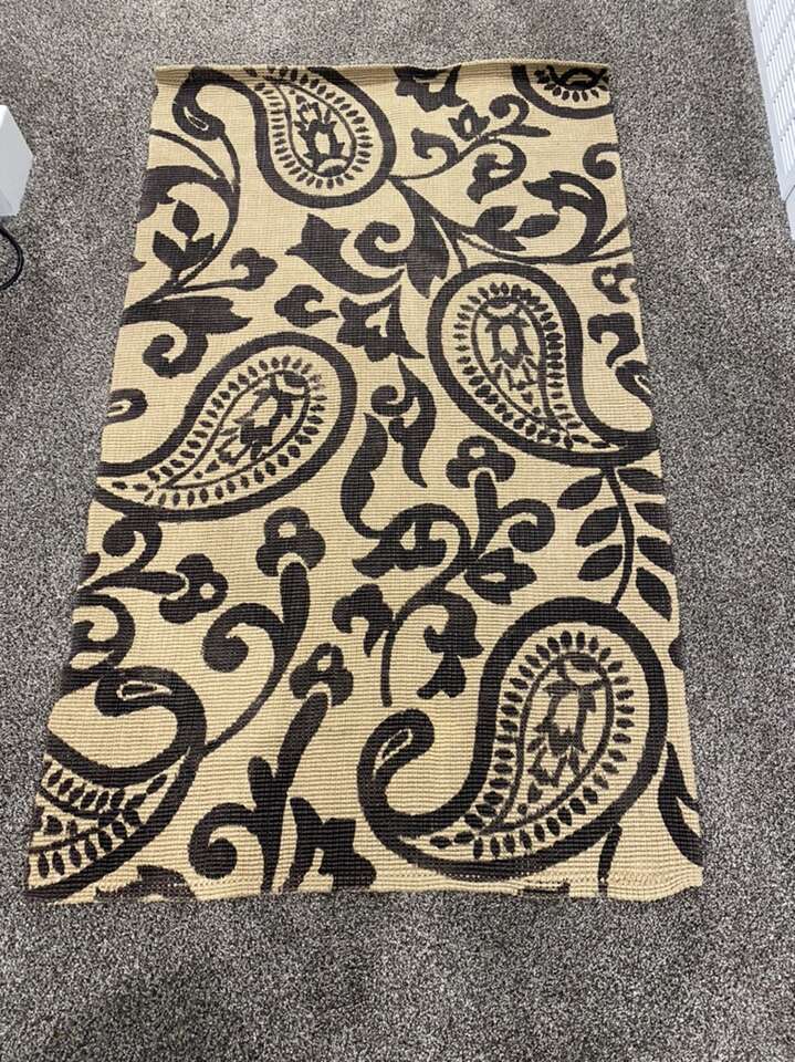 Rug