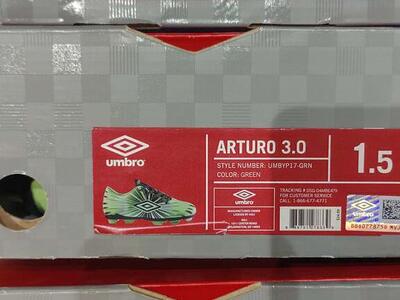 Kids Soccer Cleats Umbro Arturo 3.0