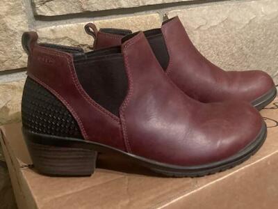 Keen Casual Slip-On Shoes / Lad. 9 / Burgundy