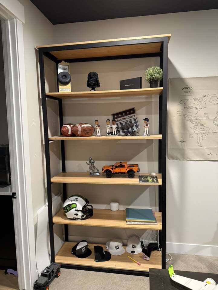 2 Metal Frame Book Shelves
