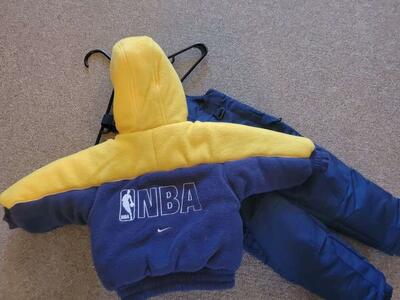 Nike NBA reversable coat & bibs