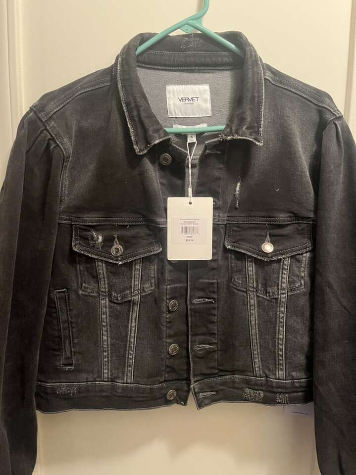 New Vervet Distressed Femme Denim Jacket Small
