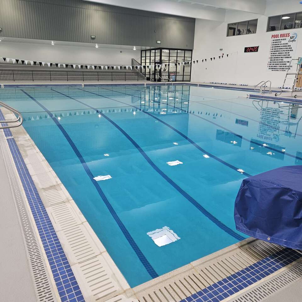 New pools construction. remodeling specialists